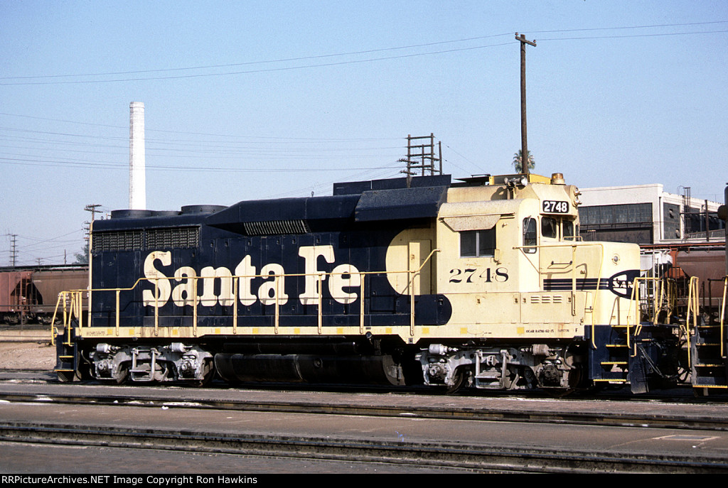 ATSF 2748 (REPOST)